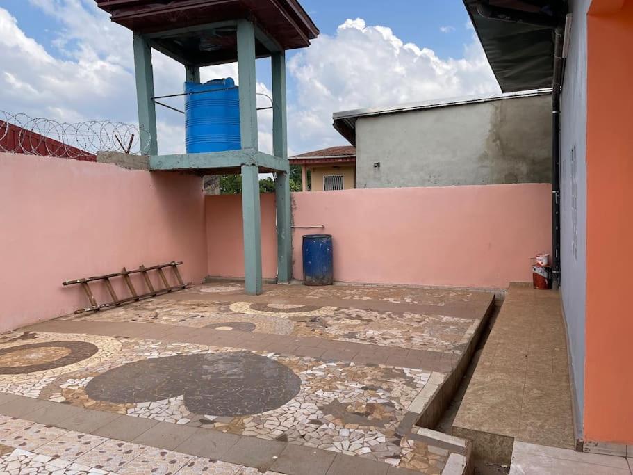Charmante Maison Cozy Et Conviviale Bafoussam Esterno foto